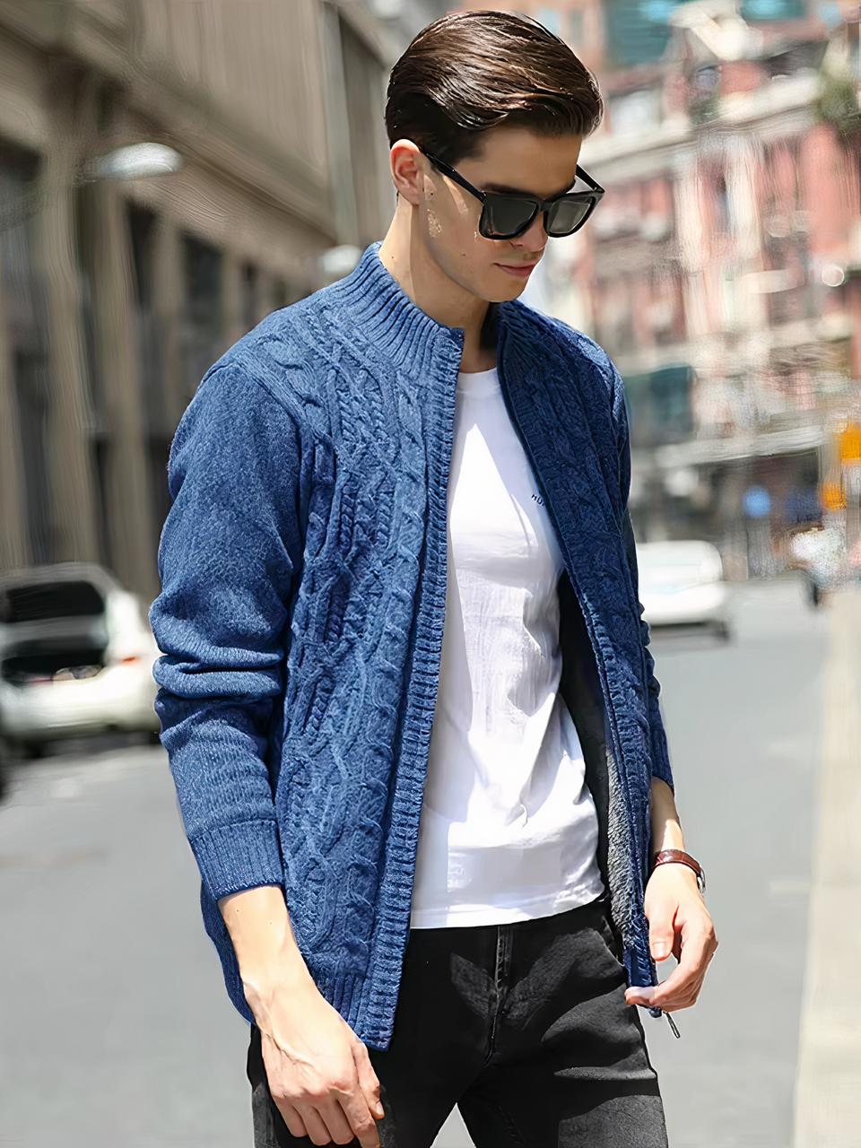 Cardigan grosse maille pour homme laine et cachemire Homme cardigan bleu grosses mailles torsadées.